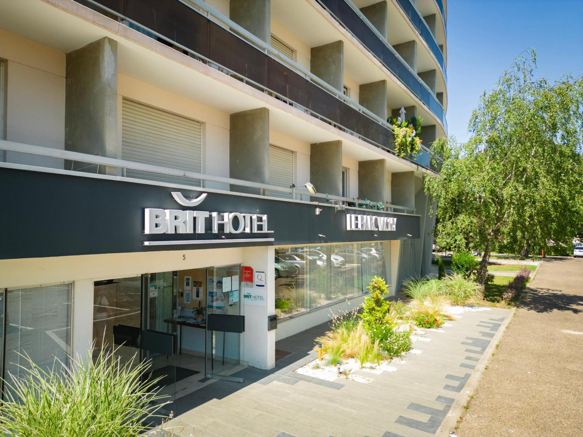 Brit Hotel Le Parc Vichy Bellerive-sur-Allier Exterior foto