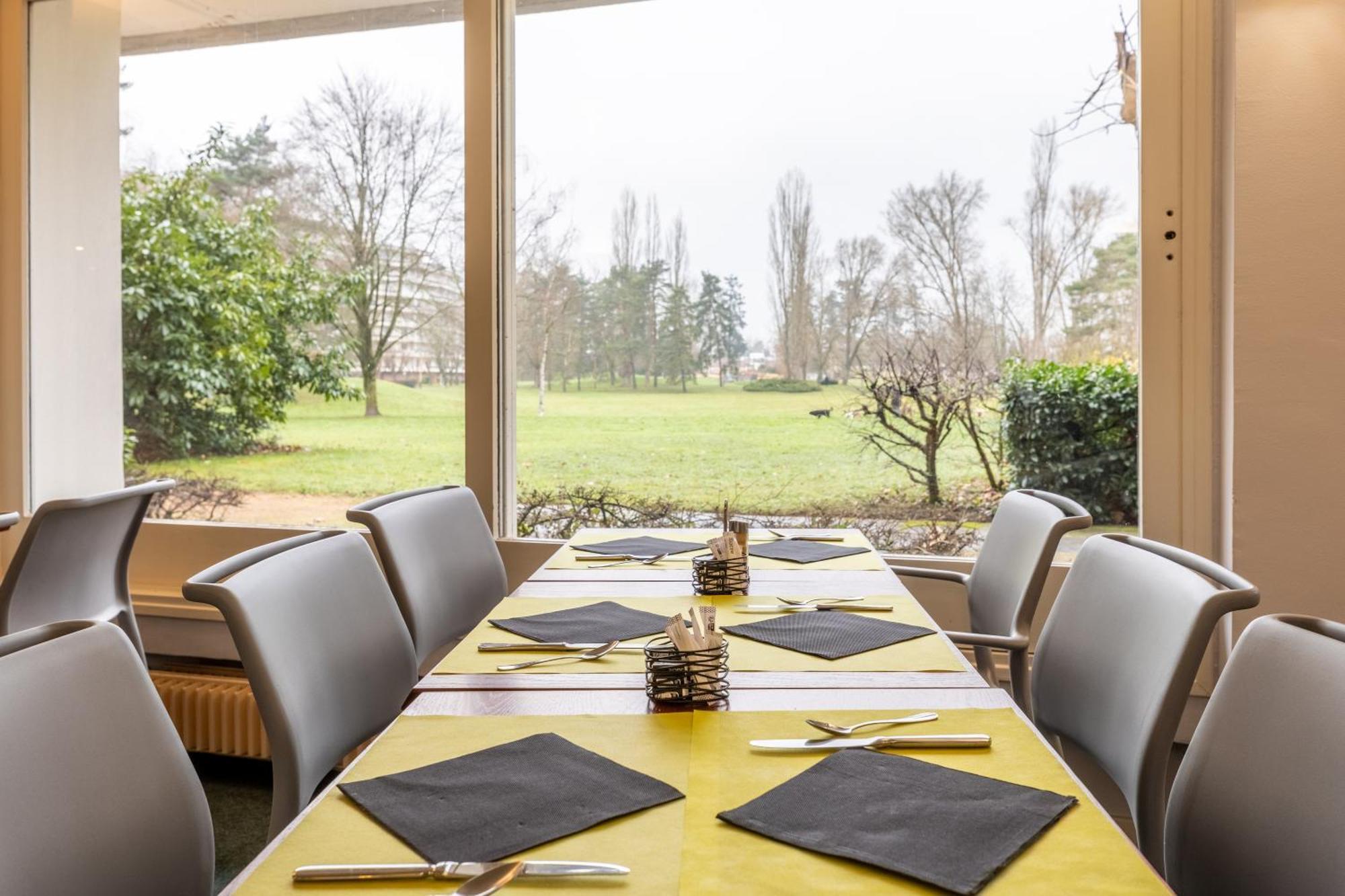 Brit Hotel Le Parc Vichy Bellerive-sur-Allier Exterior foto